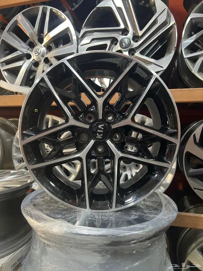 جنوط كيا أوبتيما موديل 2022 مقاس 18 اصلي وكاله 0