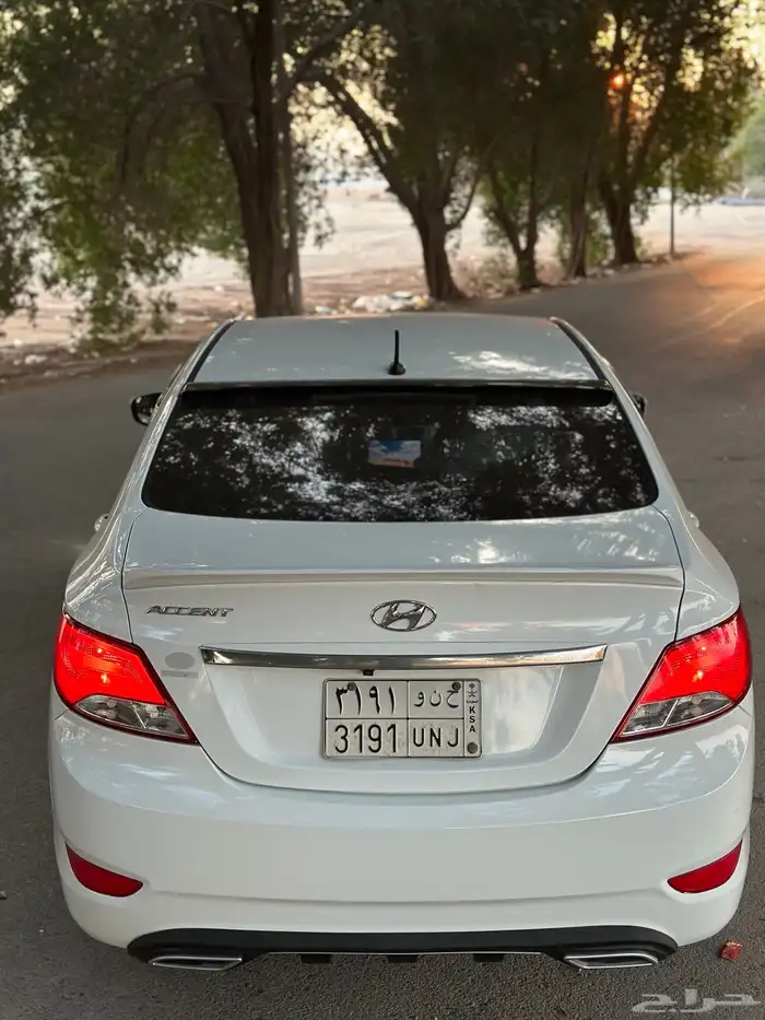 اكسنت مديل 2016 نظيف ممشى قليل 4