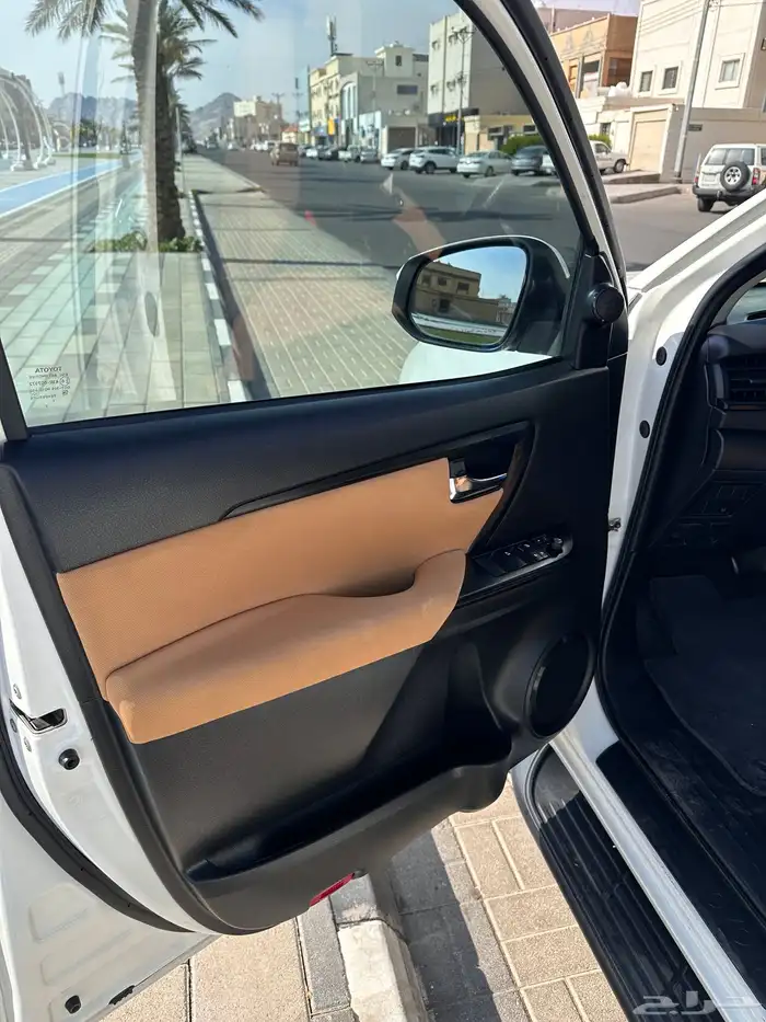 فورتشنر 2021 ابيض 4 دبل 13