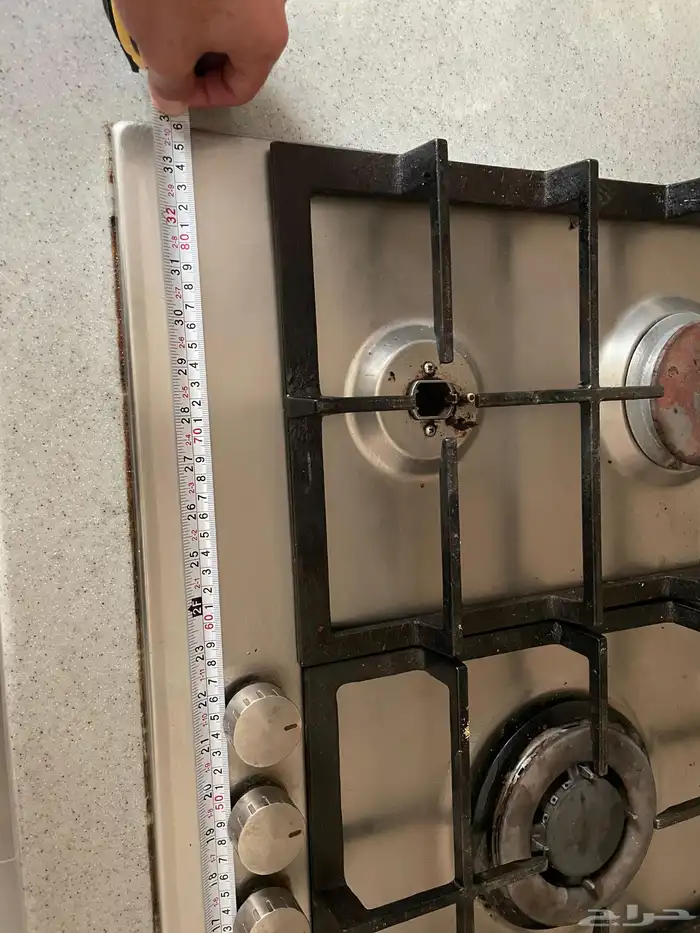 للبيع فرن وسطح غاز ومكرويف 9