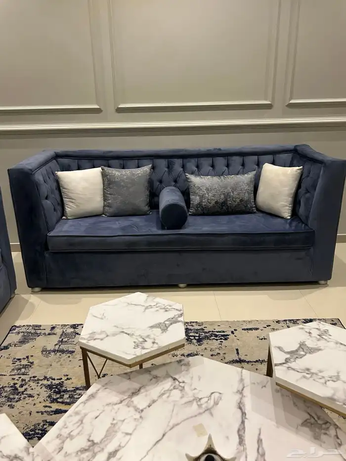 كنب صاله وجلسه ارضيه بدون الفرشه نظيف مره 4