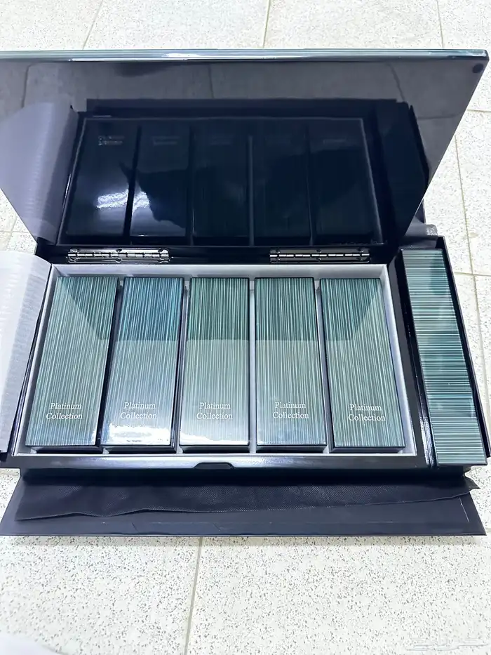 بشوت وهدايا اطقم طيب وعود وسيوف للبيع جملة او تفريد 24