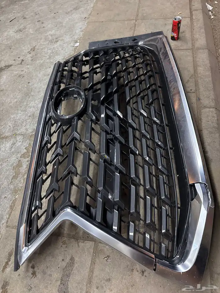 شبك لكزس 2021امامي 1