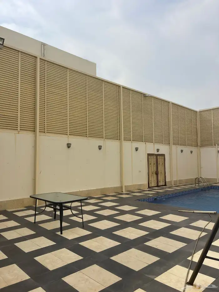 العوالي ساتر الطول اكثر من 36 متر الارتفاع 3 متر 1