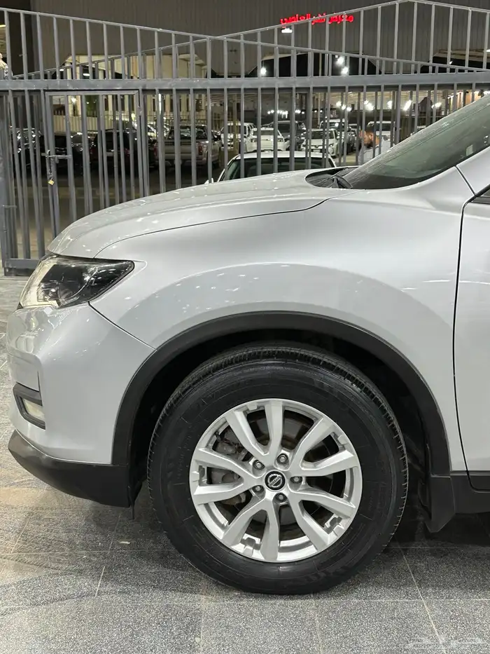 اكس تريل 2020 نص فل دبل لدى معرض(عبيد الرشيدي) 17