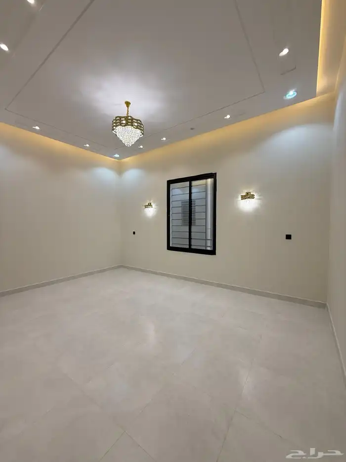 للبيع شقق ارضيه ببايكة سيارة شقق علويه بملحق ابها حي الزهور 28