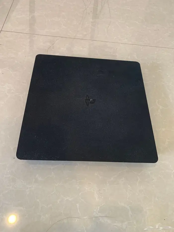 سوني 4 نظيف مع طاولة دركسون 0