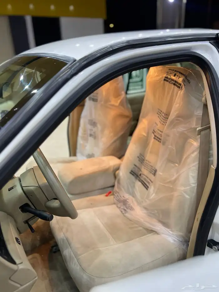 فورد فكتوريا 2011 بوليسي 18