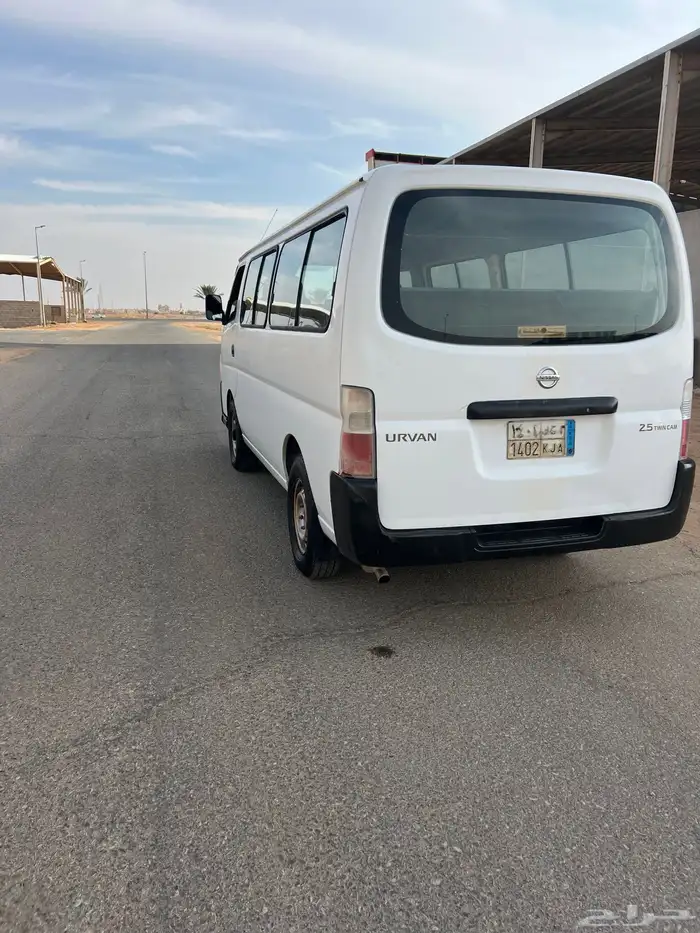 باص ركاب نيسان عداد 89 ألف فقط 6