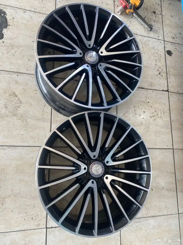 2 جنطين واحد خلفي واحد امامي جوهره مقاس 21 اصليه وكاله 2