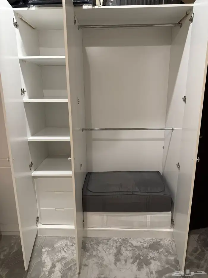 دولاب البيع شبه جديده 2