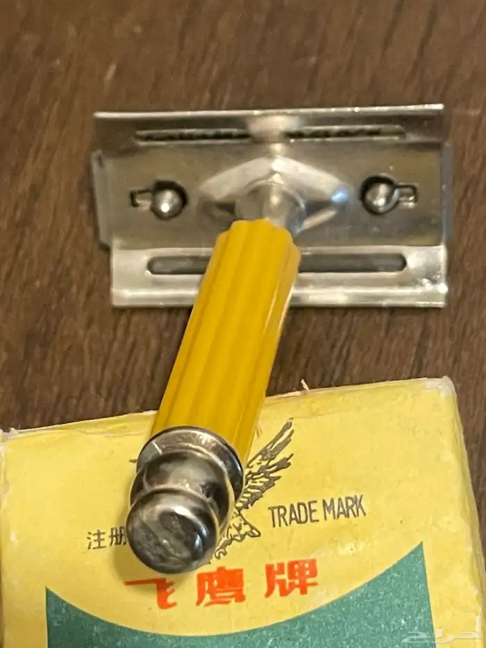 مكينة حلاقة اثرية قديمة جدا  1