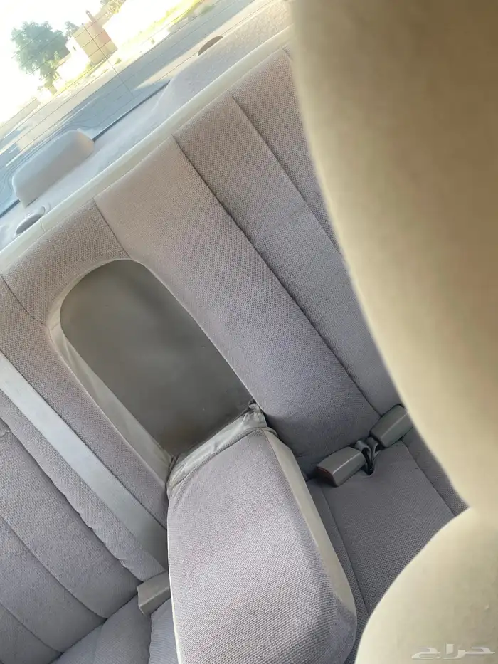 فورد فكتوريا 2004 48