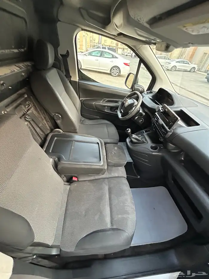 بيجو باص بضائع 2021 للبيع 0