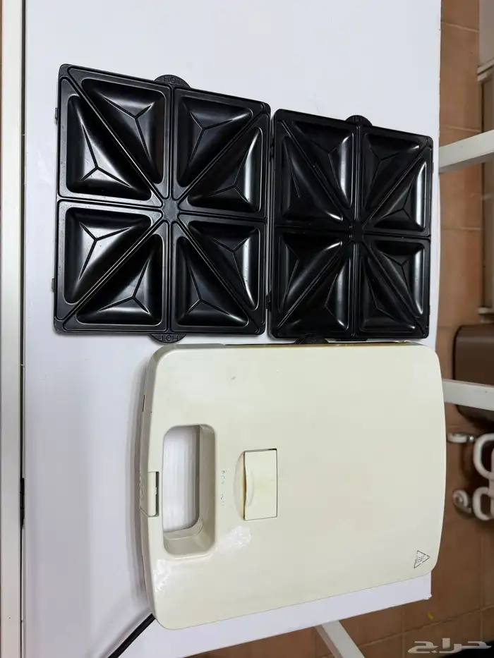 سخانة سندويش كينود 1