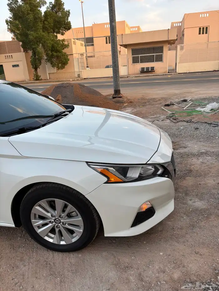 نيسان التيما 9