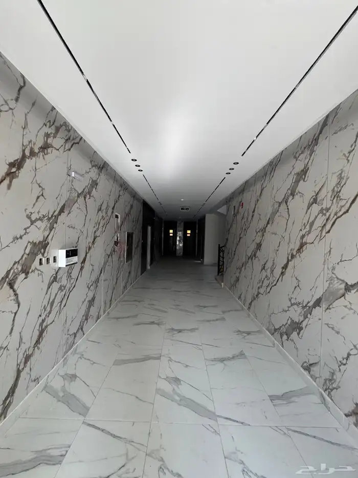 عمارة جديدة م للبيع بحي القادسية 19