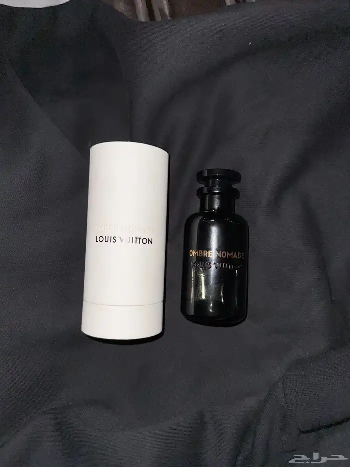 عطر لويس فيتون اصلي فيه فوق النص معه كرتونه موضح في الصوره 0