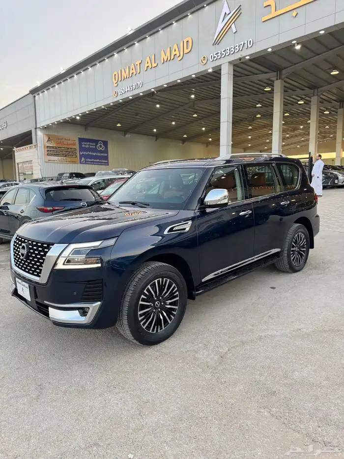 للبيع نيسان باترول 2023 تيتانيوم سعودي بحالة الوكاله 2