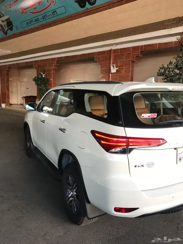 جيب فورتشنر ديزل 2400cc موديل 2022 7