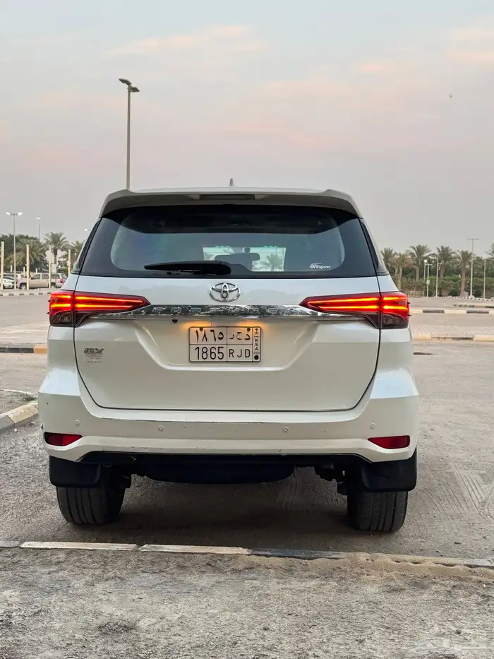 فورشنر 2017 نضيف جدا  4 سرندل 11