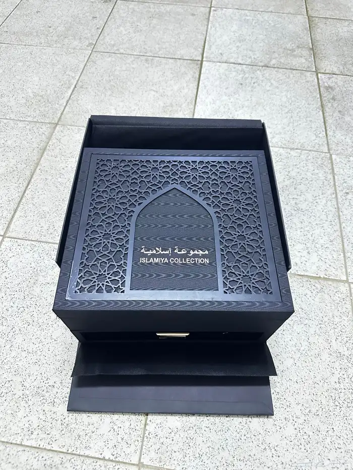 بشوت وهدايا اطقم طيب وعود وسيوف للبيع جملة او تفريد 34