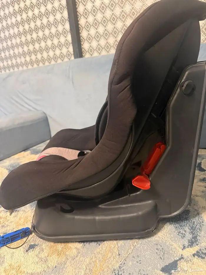 مقعد اطفال للسيارة 1