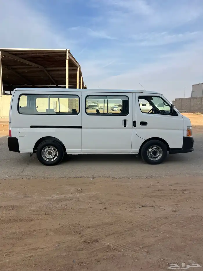 باص ركاب نيسان عداد 89 ألف فقط 0
