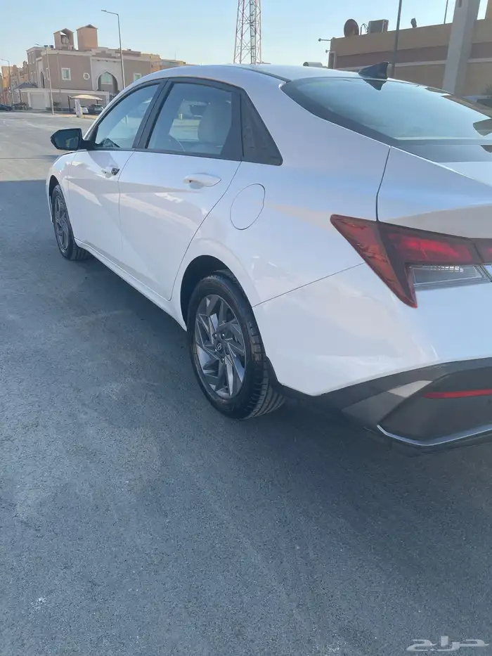 النترا 2024 سمارت 4