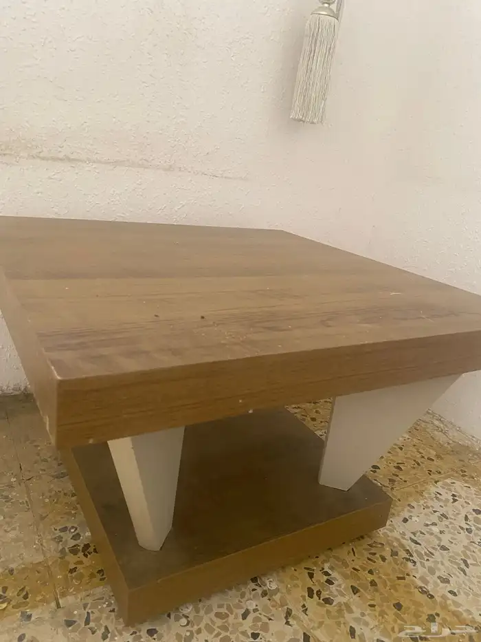 طاوله خشب ثقيل 0