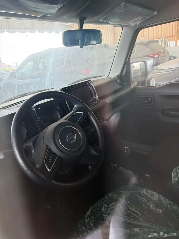 سوزوكي جمني 2026 قير عادي5ابواب ب 81900 عرض شامل ضريبة ابيض 7