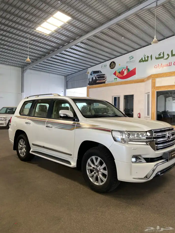 تويوتا لاندكروزر GXR فل كامل خليجي 2016 2