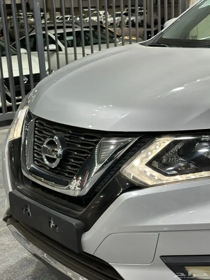 اكس تريل 2020 نص فل دبل لدى معرض(عبيد الرشيدي) 16