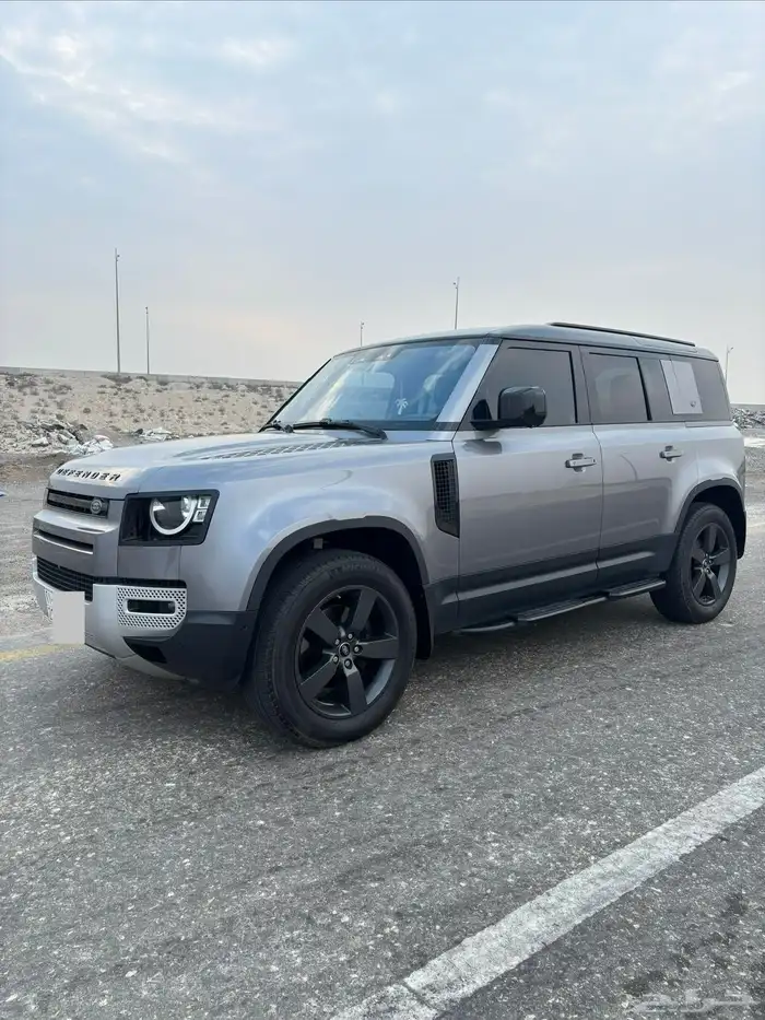 لاند روفر ديفندر P300 لون رمادي 2020 امريكي استيراد شخصي 1