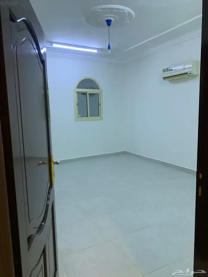 شقة للايجار بالمدينة المنورة حي العزيزية 11