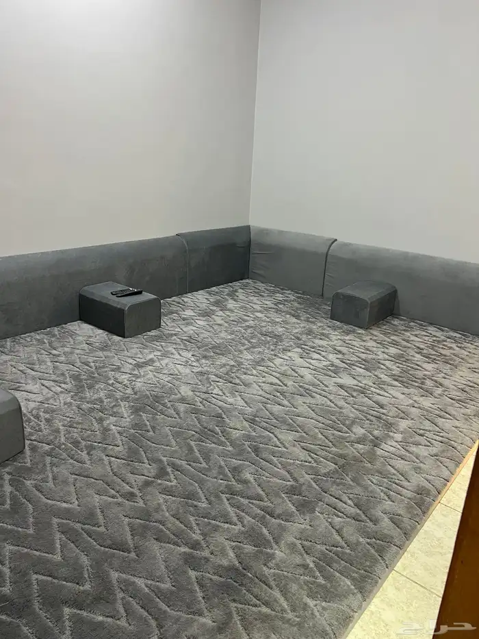 للإيجار شقة مفروشة جديدة ب النعيرية غرفتين وصالة 0