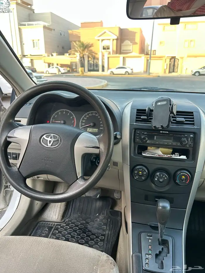 للبيع تويوتا كورولا 2013 23