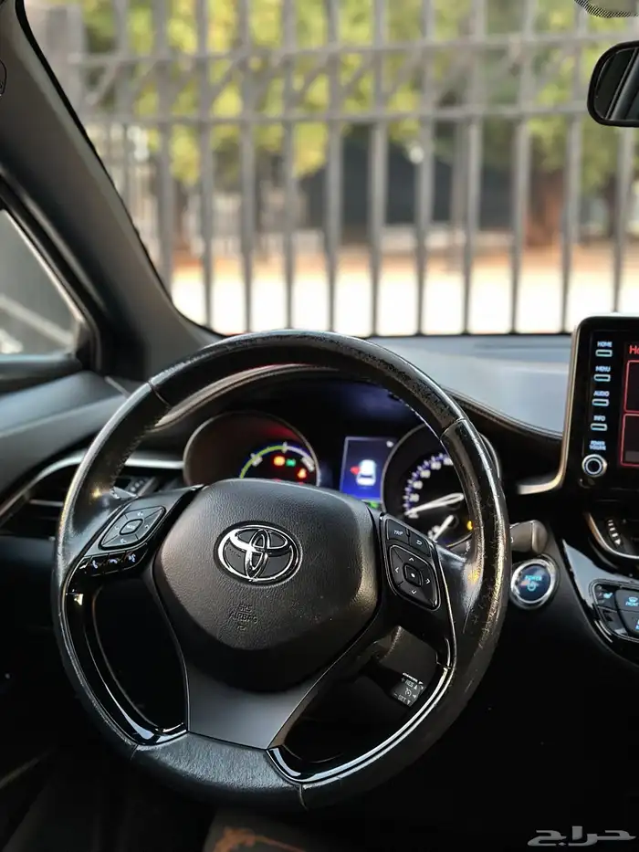 تويوتا C-HR موديل 2020 سعودي هايبرد 32