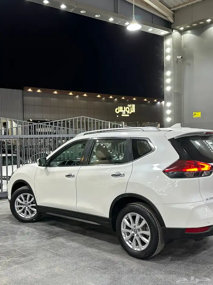 اكس تريل 2021 نص فل دبل 7 مقاعد معرض(عبيد الرشيدي) 6