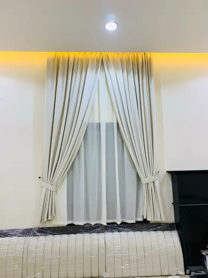 تفصل كنب مخاد الستاير ويفي أمركي 18