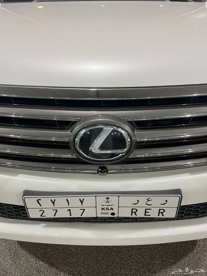 لكزس LX570 ممشى قليل 2015 وكاله نضيف ب الحيل 23