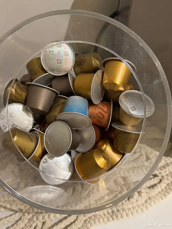 صانعة القهوة ( نسبريسو ) نظيفة جدا 4