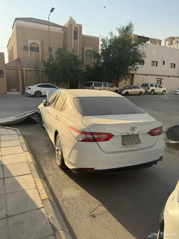 كامري ستاندر 2020 لون ابيض 8