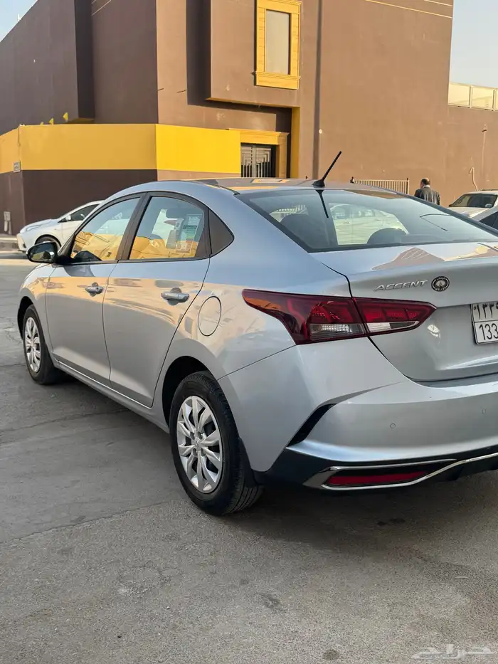 للبيع هونداي اكسنت 2023 4
