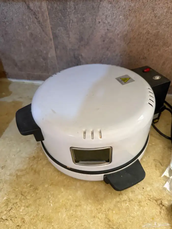 فرن وثلاجه وخبازه للبيع 2