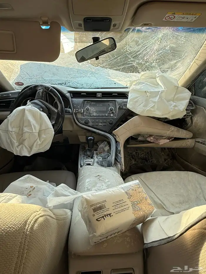 كامري ستاندر 2020 لون ابيض 0