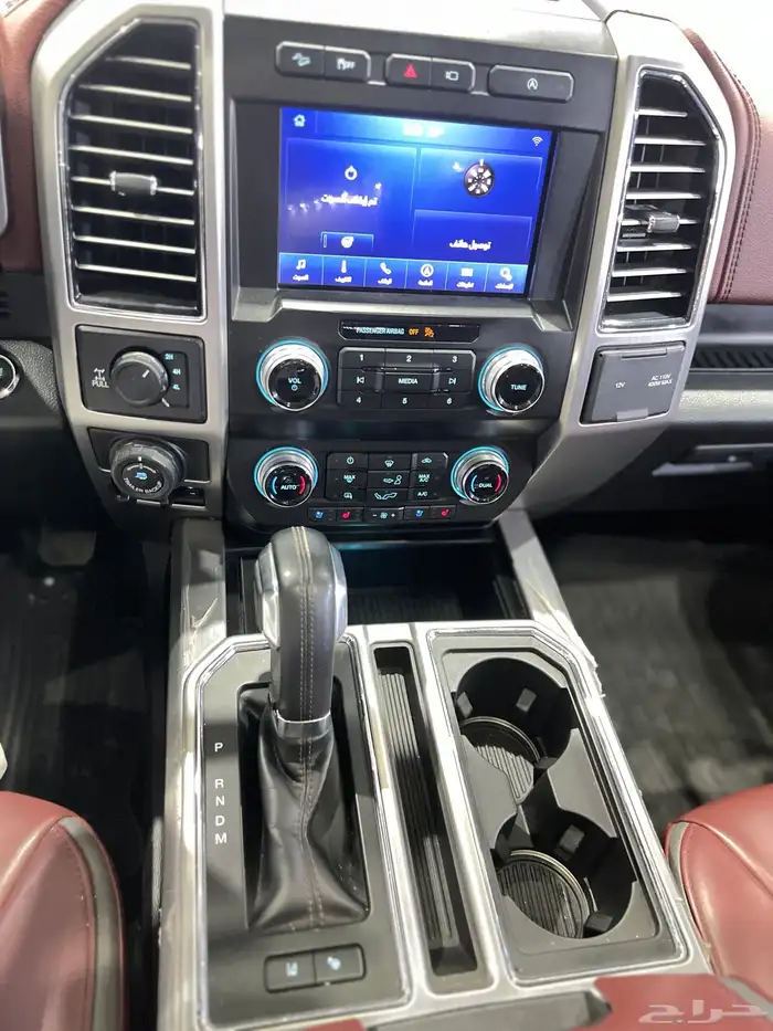 فورد F150. 2020فل كامل بلاتينيوم 6سلندر تون تيربو ماشي60الف 10