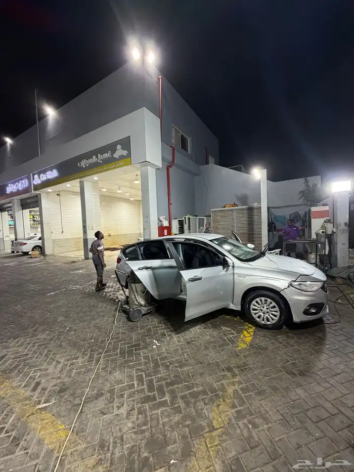 دوج نيون موديل 2018الممشى 28000 2