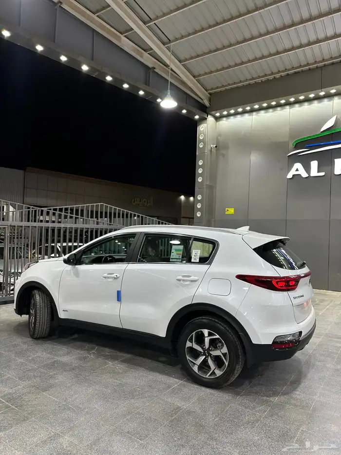 كيا سبورتاج 2022 دبل لدى معرض(عبيد الرشيدي) 4