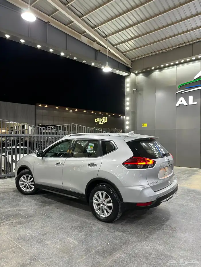 اكس تريل 2020 نص فل دبل لدى معرض(عبيد الرشيدي) 5